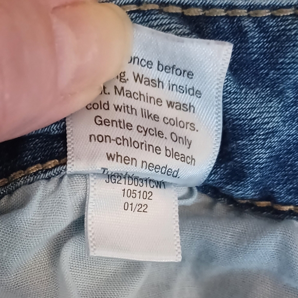 🍒 SO Blue Jean Shorts Cuffed Hem - Picture 7 of 7